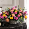 Corbeille funéraire fleurie multicolore — Corbeille Éclatante, fleurs de deuil livrées à Paris